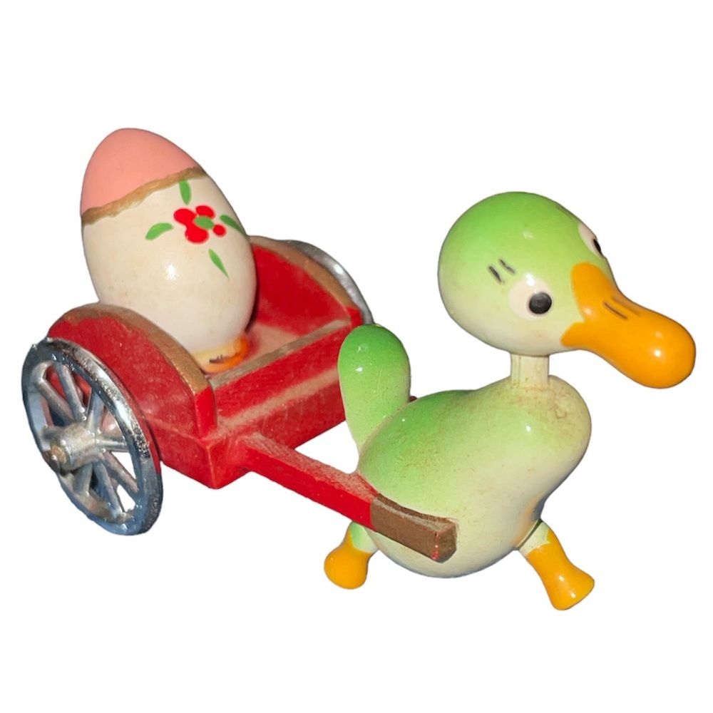 Vintage 1950’s Wood Goula Spain Duck Pulling Egg Cart Ornament Figure